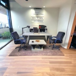 Istanbul Büro-Schreibtisch Büroführungsteam