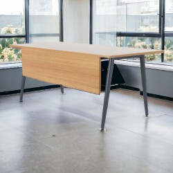 Angers-Büroschreibtisch