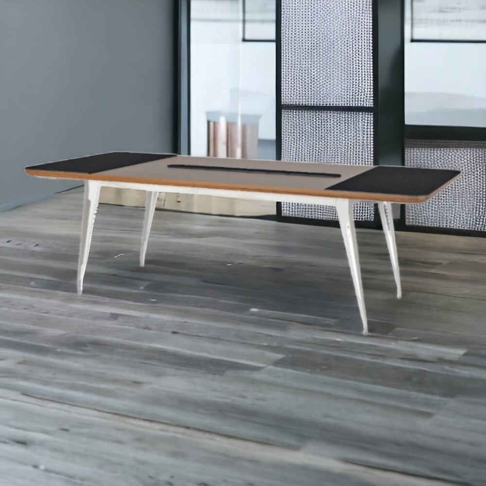 Hamburger Besprechungstisch