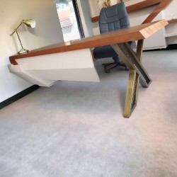  金色行政办公套装