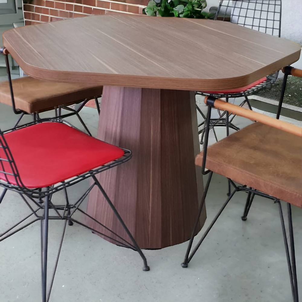 اجتماع مستدير الساق الخشبية المدببة