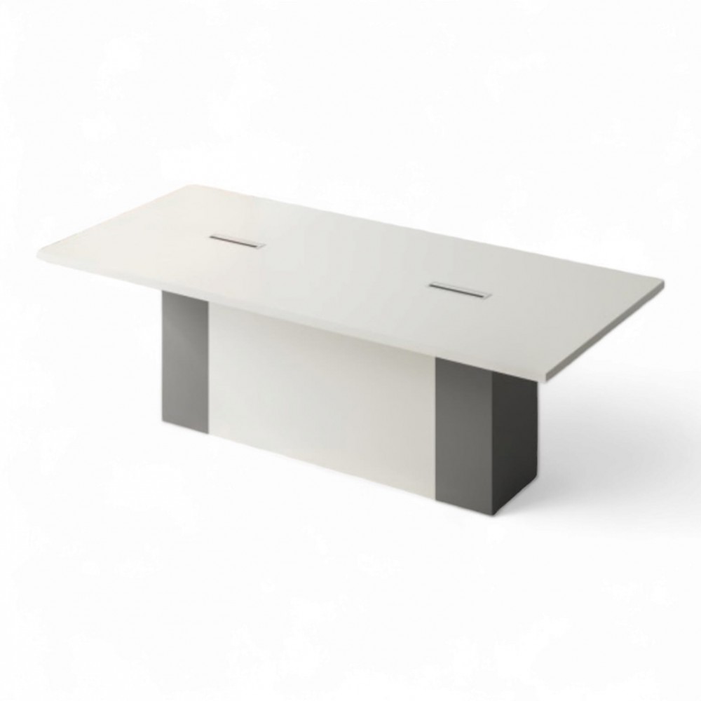 Konakri-Besprechungstisch