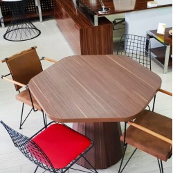 اجتماع مستدير الساق الخشبية المدببة