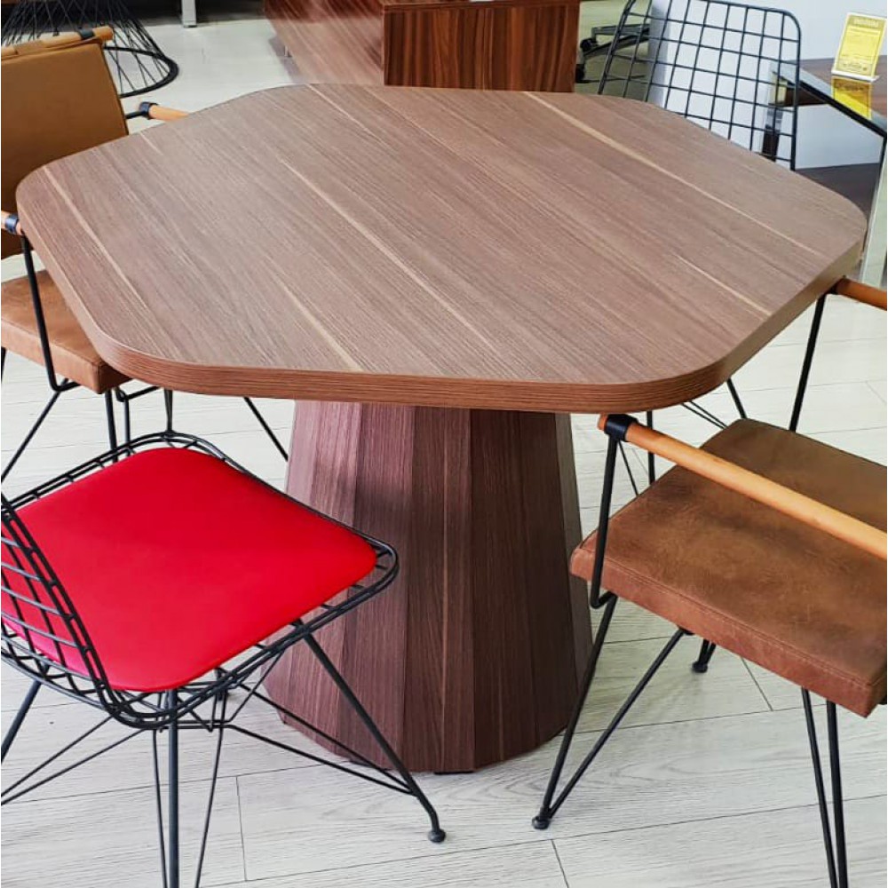 اجتماع مستدير الساق الخشبية المدببة