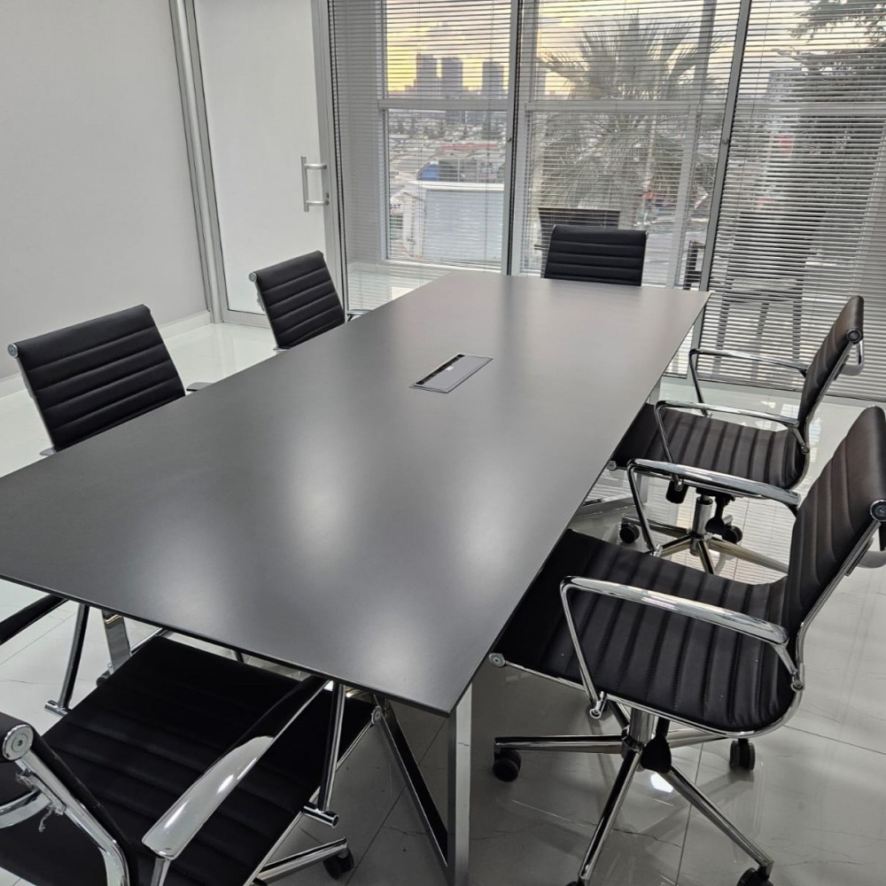 Etiler Toplantı Masası Krom