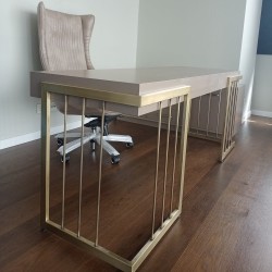 Büroarbeitsset mit vergoldetem Käfig