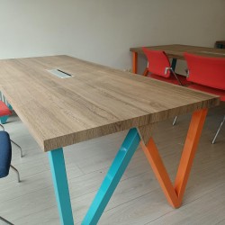 Truva-Studienschreibtisch