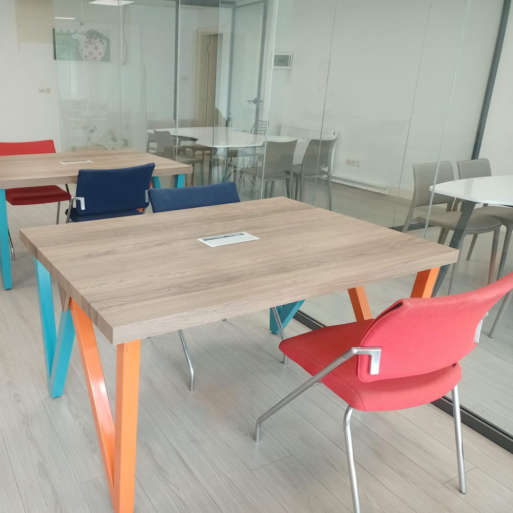 Truva-Studienschreibtisch