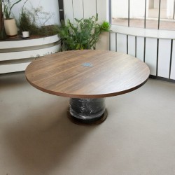 Runder Bürotisch