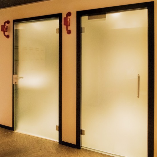 Trennwandsysteme für Glastüren Trennwandsysteme für Glastüren