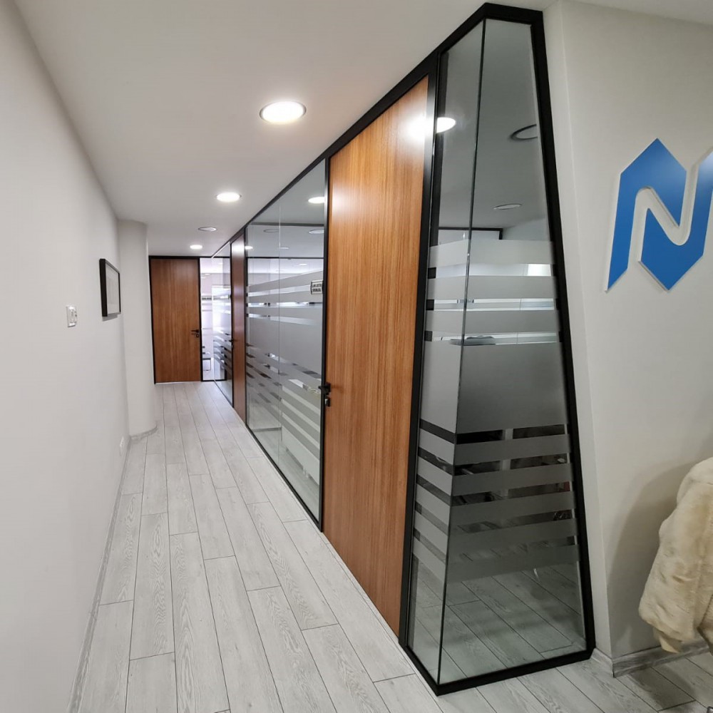 Системи Офісних Перегородок Skywall