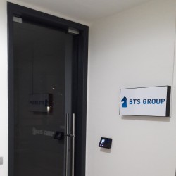 Trennwandsysteme für Glastüren