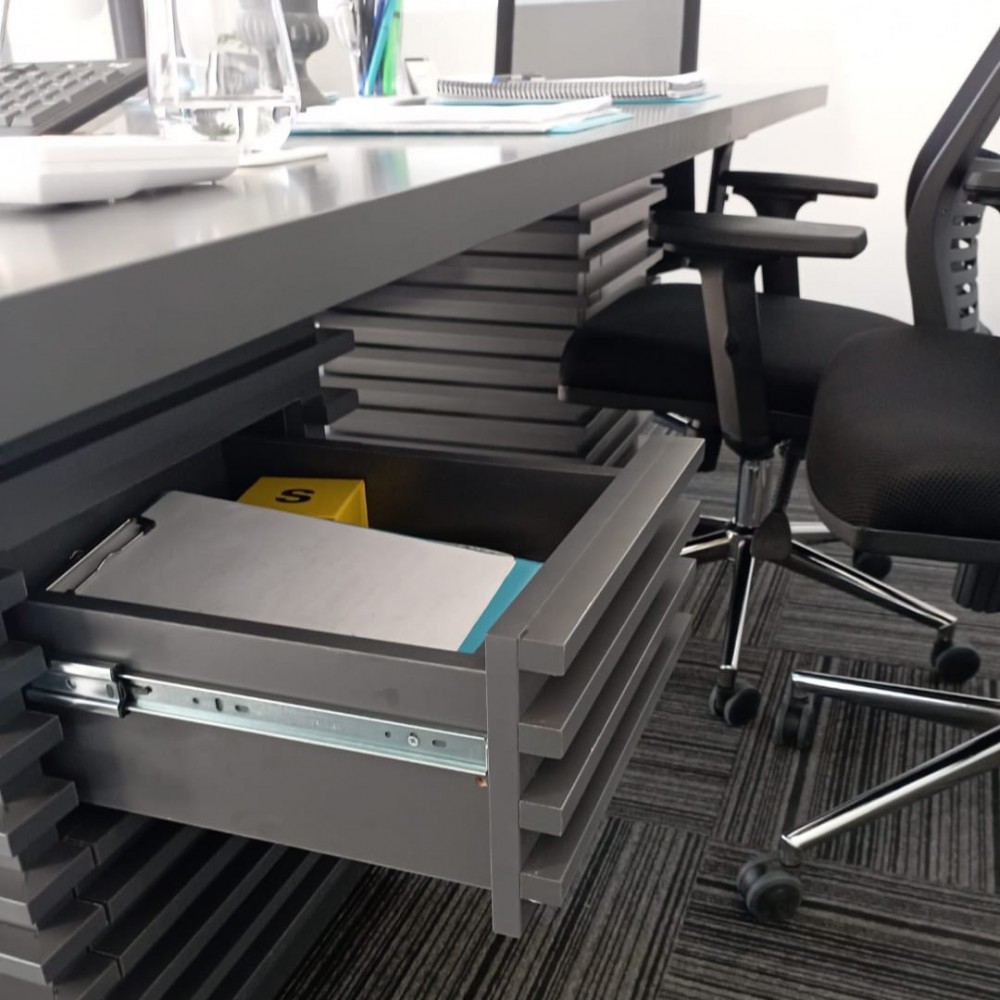 طاولة اجتماعات ديربان