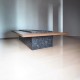 Besprechungstisch aus Holz mit Marmormuster Besprechungstisch aus Holz mit Marmormuster