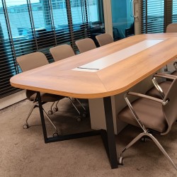 Cape Town Toplantı Masası