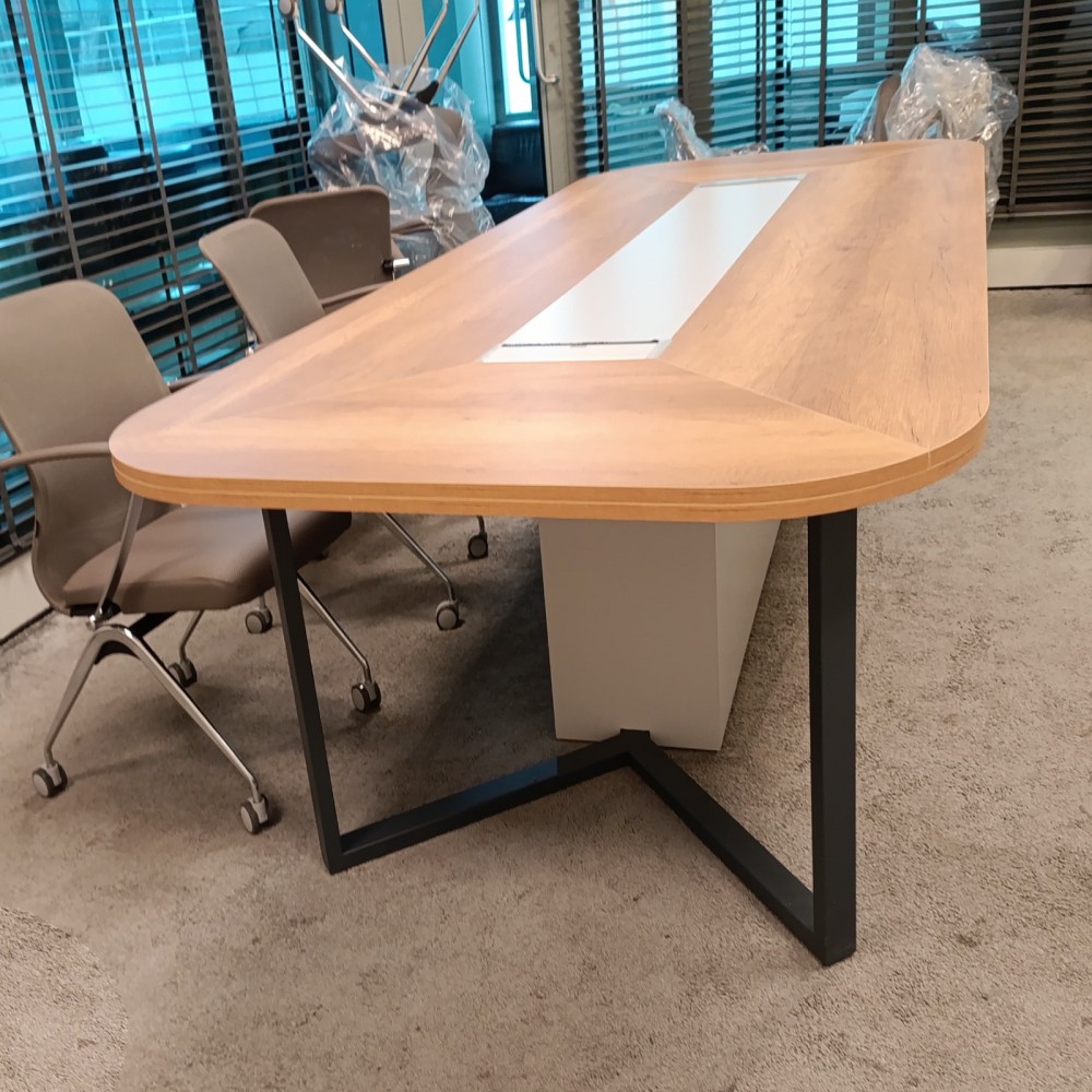 Cape Town Toplantı Masası