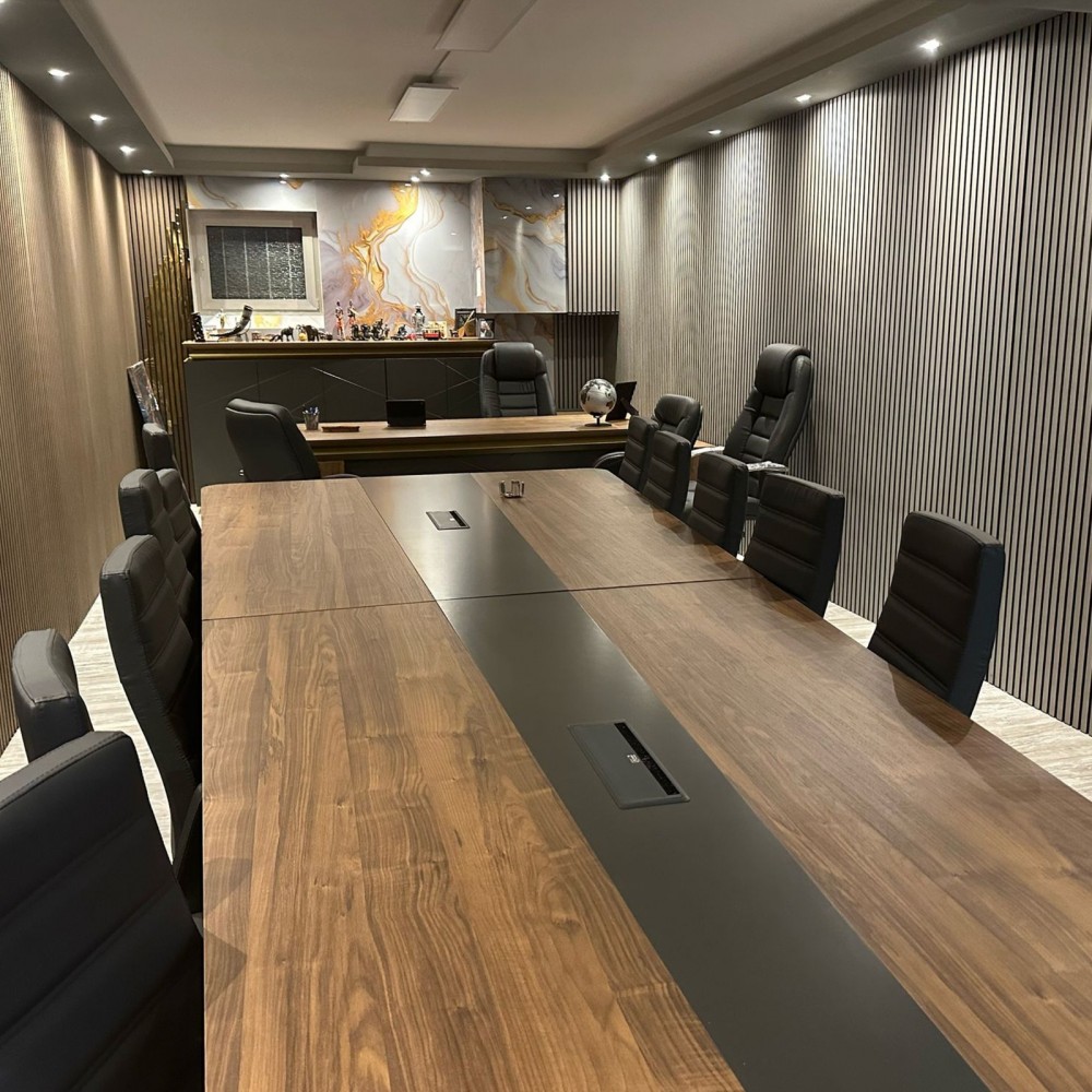 Deutsche Büromöbel - Muhammed Aktan