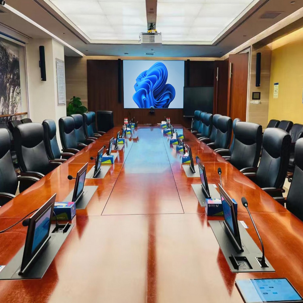 Einziehbarer Monitorlift mit Bildschirm