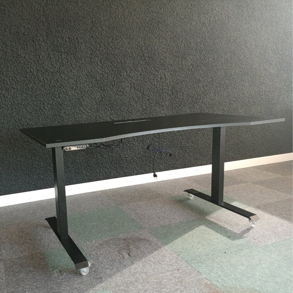 IOM Schreibtisch mit motorisiertem, höhenverstellbarem Rad