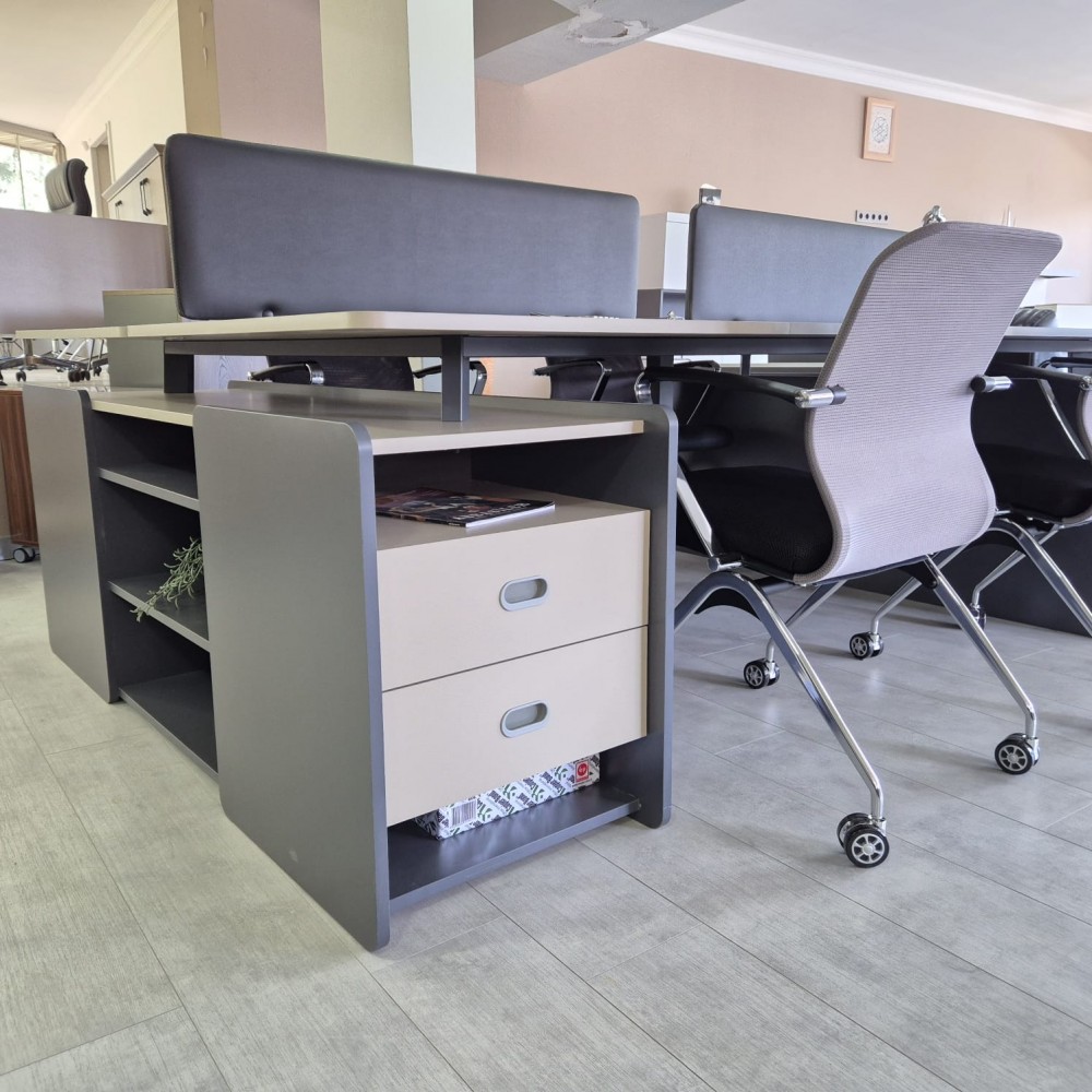 Katar Für Vier Person Schreibtisch Workstation