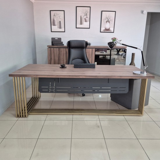Executive-Set