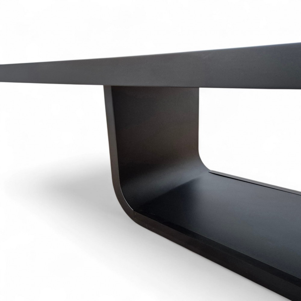 Großer, Schwarz Lackierter Besprechungstisch Für 20 Personen