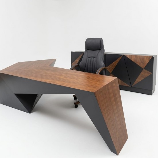 Tiran  Makam Ofis Takımı