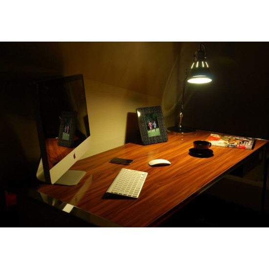 Startseite - Büro-Schreibtisch