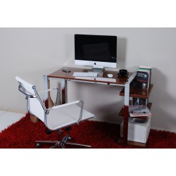 Este Desk (Count Regal İst Ein Stück)