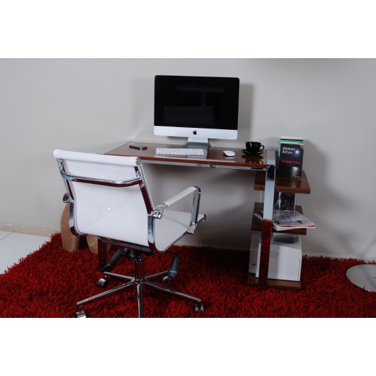 Este Desk (Count Regal İst Ein Stück)