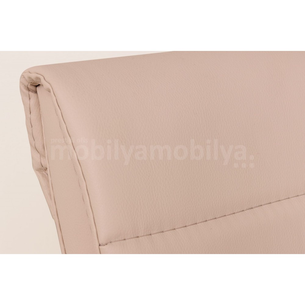 Canberra Executive Teams Victory Walnut