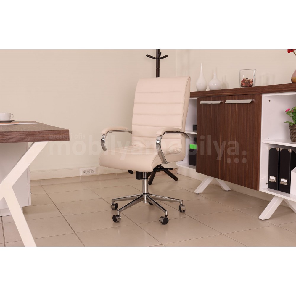 Canberra Executive Teams Victory Walnut