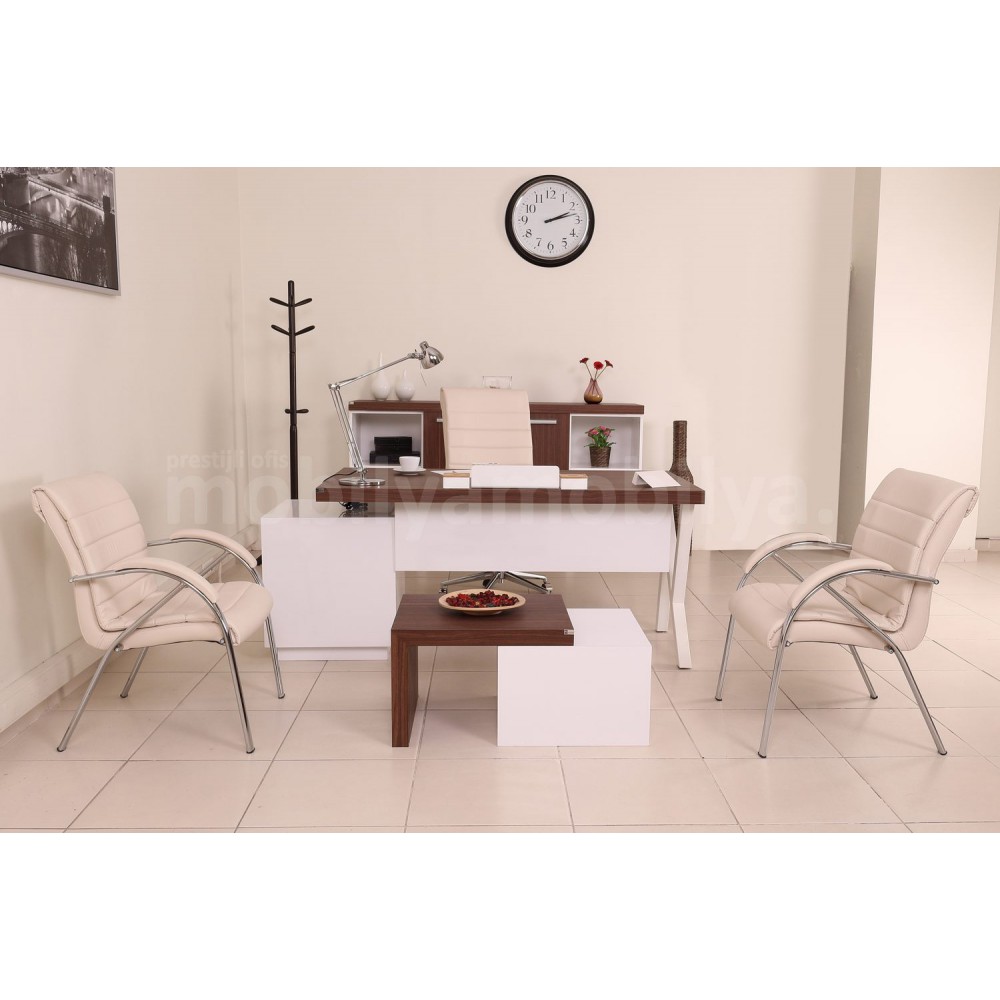 Canberra Executive Teams Victory Walnut