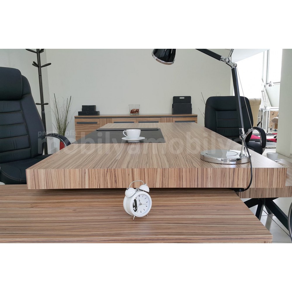 Lexus Executive Office-Team