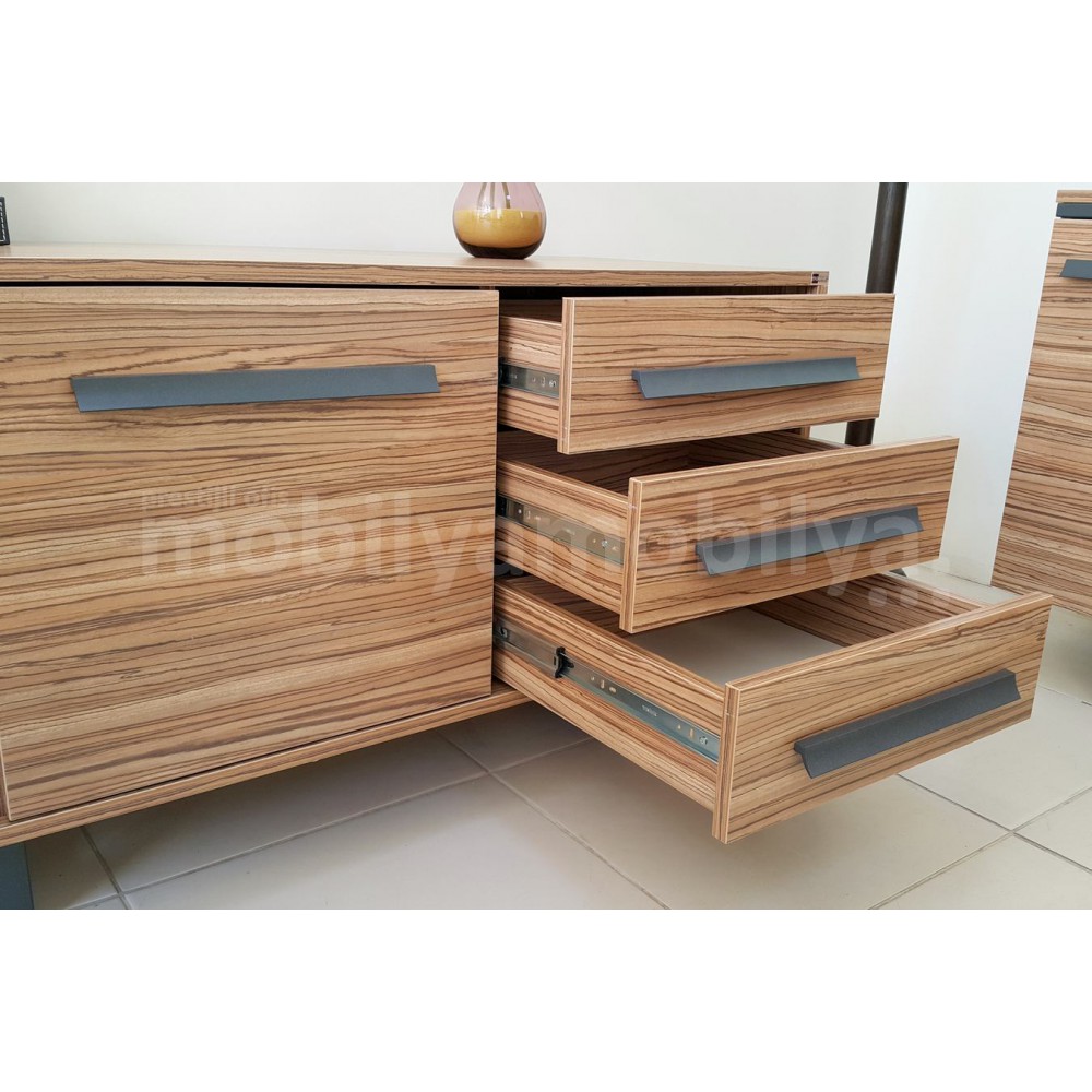 Lexus Executive Office-Team