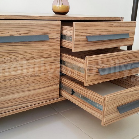 Lexus Executive Office-Team