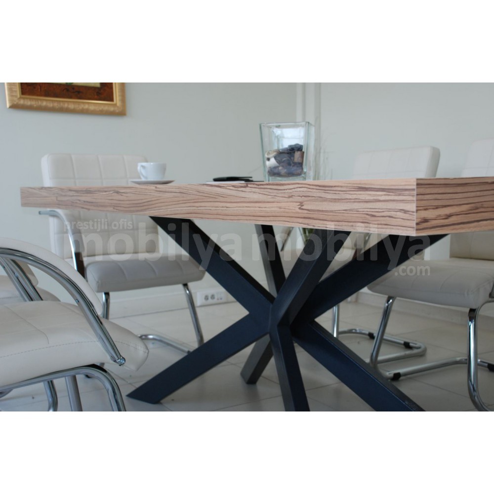 Lexus Besprechungstisch