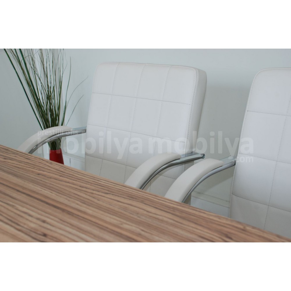 Lexus Besprechungstisch