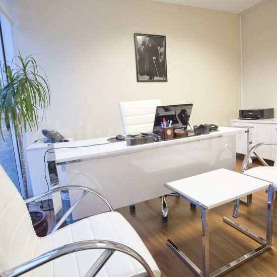 Personal Office Team Weiß Hochglanz